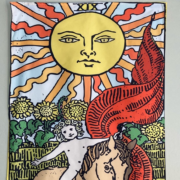 Tarot Sun card tapestry - Picture 2 of 3